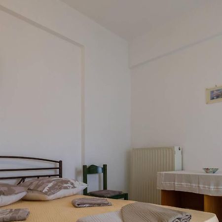 Ρήγας: Όμορφα Στο Μεσολόγγι, Διαμέρισμα Β2 Buitenkant foto